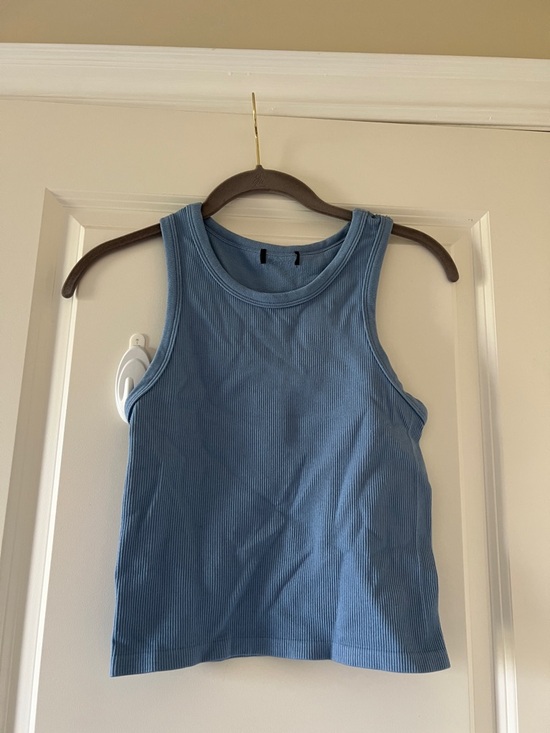 Forever 21 Tops - Blue ribbed racer back tank - F21